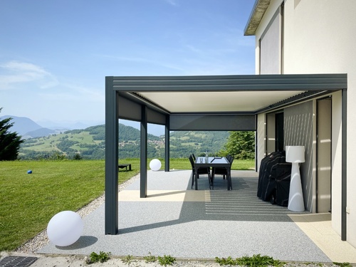 pergola bioclimatique lames orientables et stores