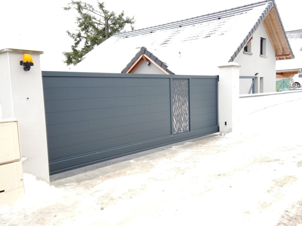 portail aluminium sur mesure design grenoble