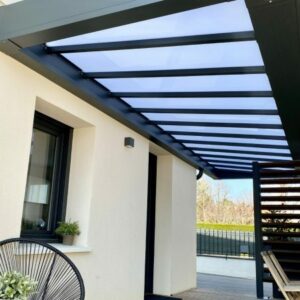 Carport alu avec abri et pergola polycarbonate - Charbonnières-les-Bains (69) carport alu avec abri et pergola polycarbonate - charbonnières-les-bains (69) – image 4