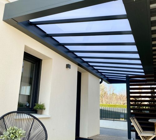 Carport alu avec abri et pergola polycarbonate - Charbonnières-les-Bains (69) carport alu avec abri et pergola polycarbonate - charbonnières-les-bains (69) – image 4