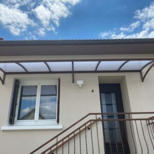 Marquise cintrée alu et polycarbonate - Châlons-en-Champagne (51) marquise sur mesure alu chalon 1024x768 1