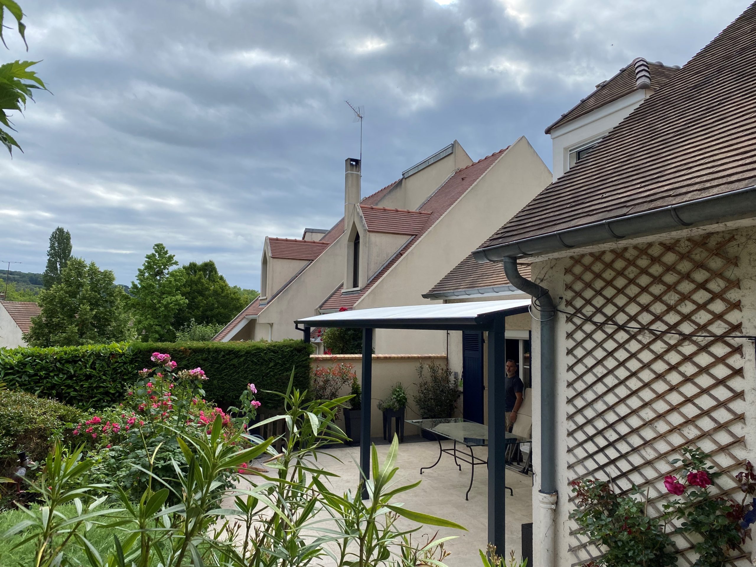 Pergola toile fixe terrasse - adossée - Gif-sur-Yvette (91) pergola toile fixe terrasse - adossée - gif-sur-yvette (91)