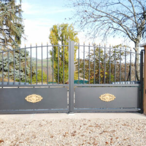 Portail alu sur mesure - battant - Ville-sur-Jarnioux (69) portail aluminium soude motorise villefranche 1024x768 1