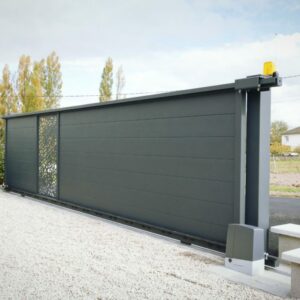 Portail alu - coulissant - Lentilly (69) portail sur mesure aluminium lentilly 1024x768 1