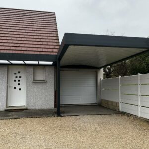Carport alu simple et auvent sur mesure - Dole (39)